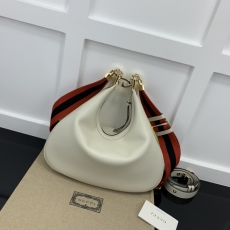 Gucci Hobo Bags